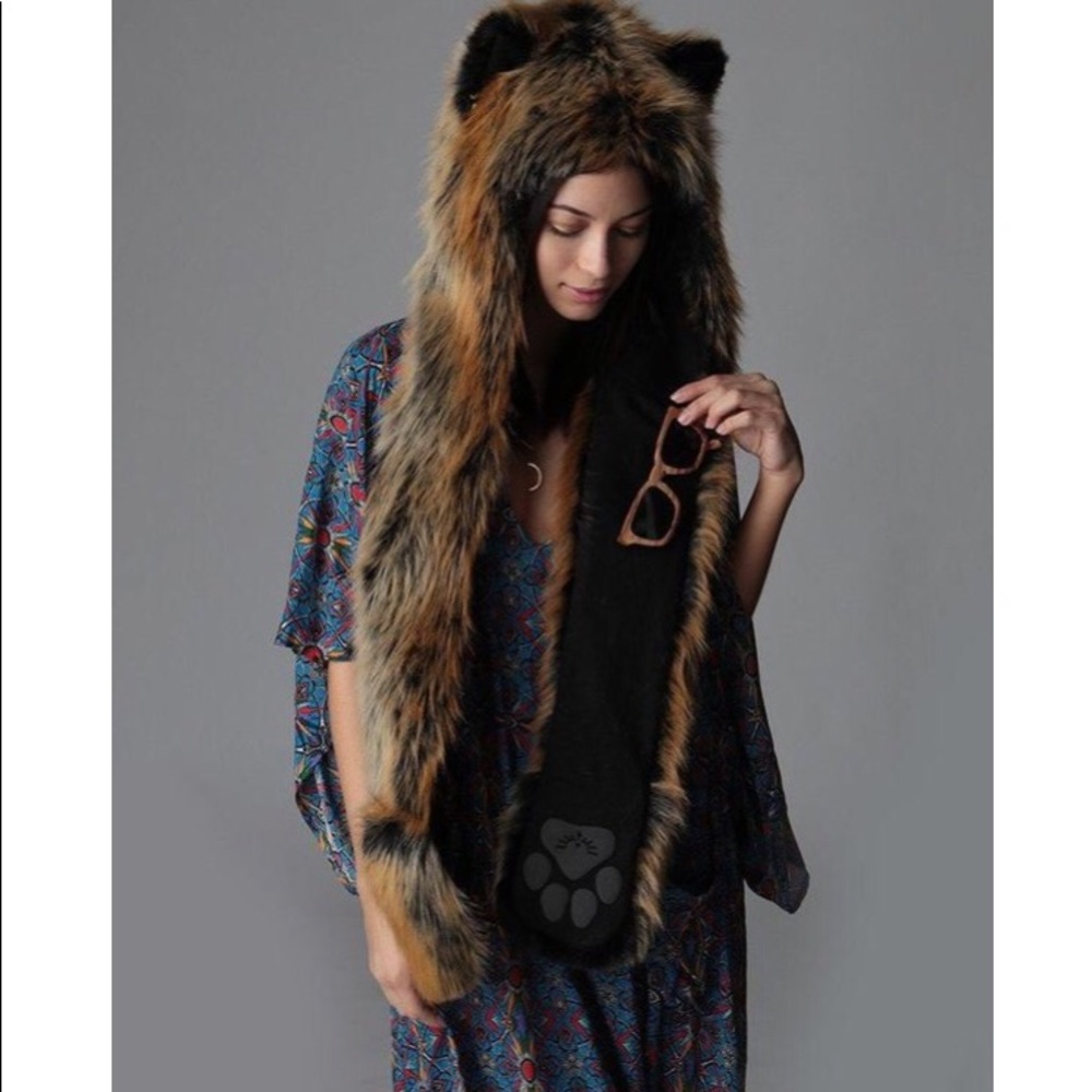 Red Wolf SpiritHood 🐺